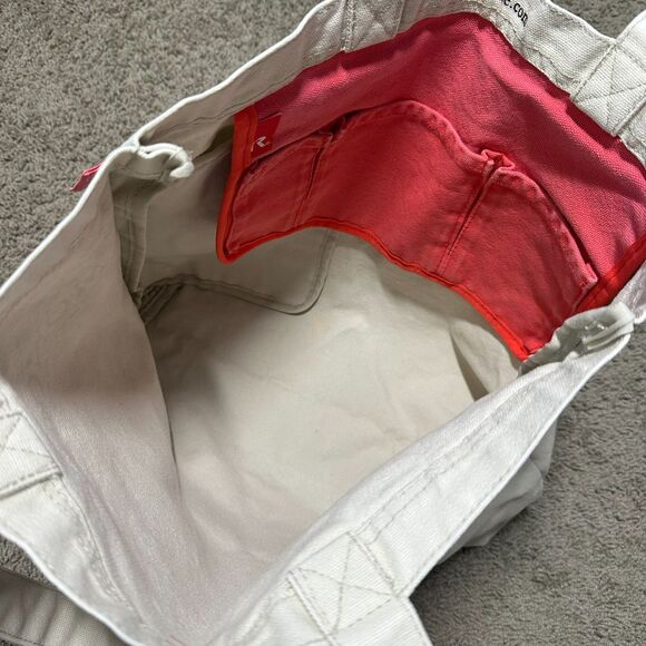 Monocle Magazine Canvas Tote Bag w/ Zippered Side Pocket - Picture 7 of 9